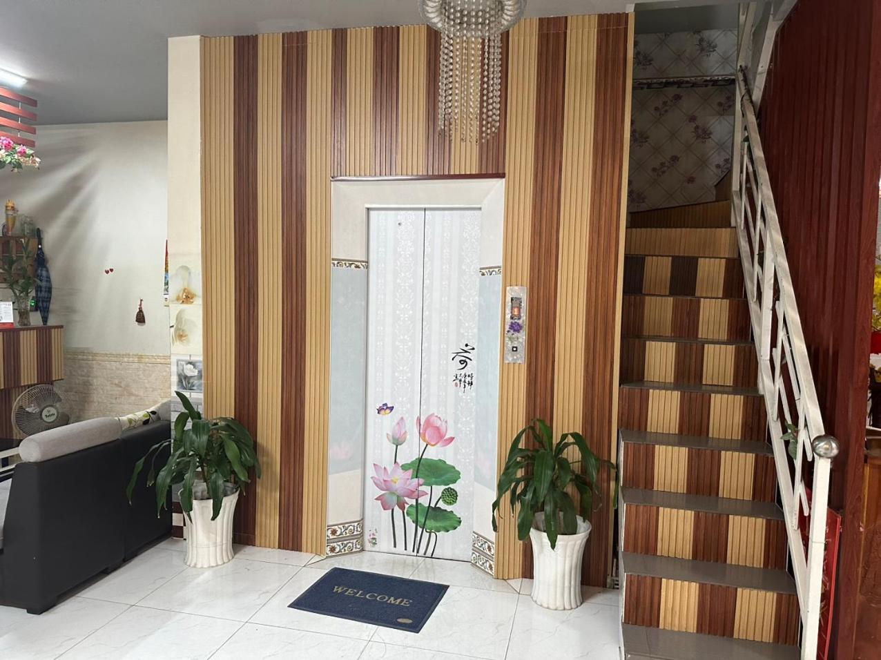 Khach San Nguyen Long Hotel Ap Thap Muoi Exterior photo