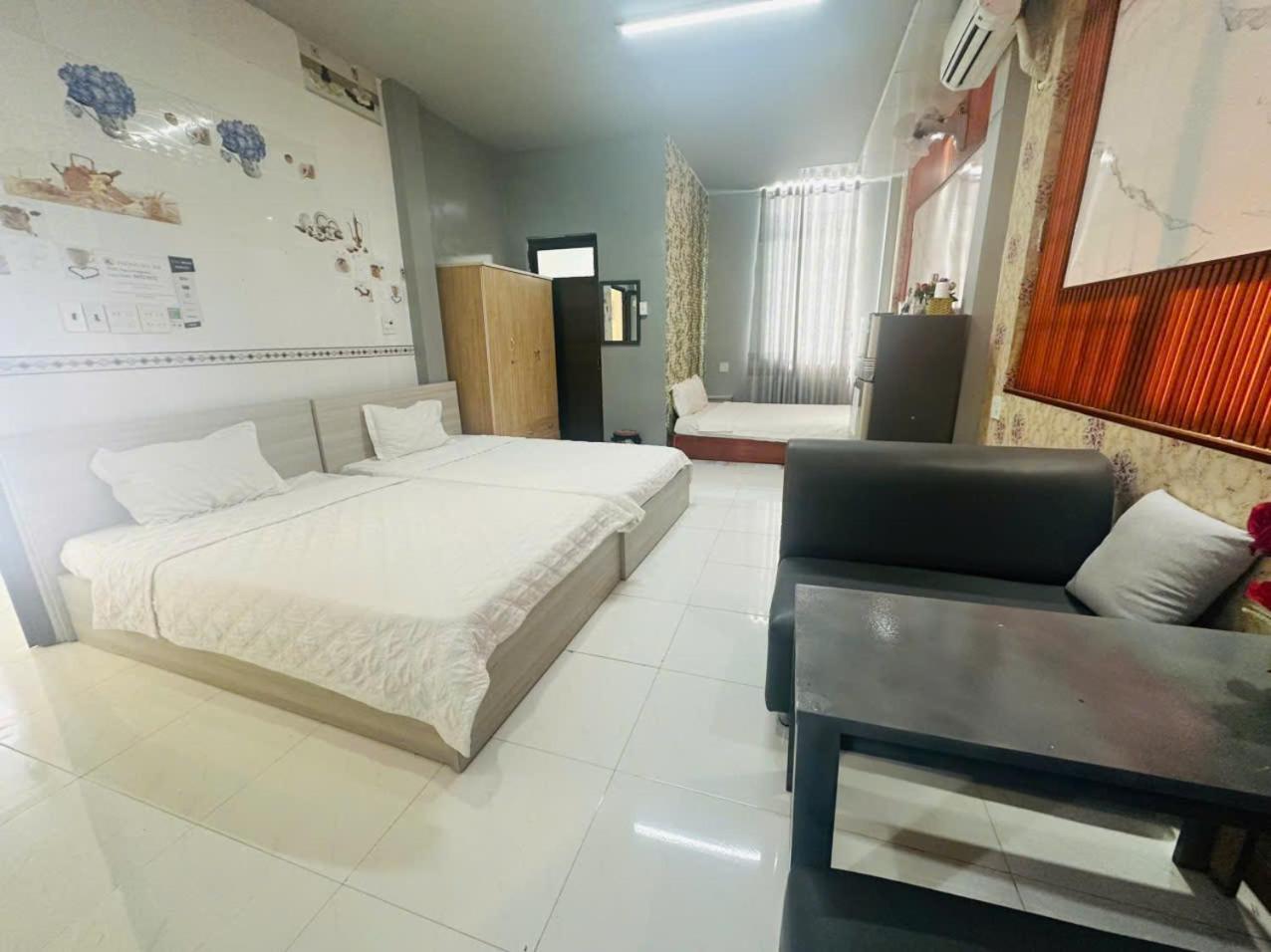 Khach San Nguyen Long Hotel Ap Thap Muoi Exterior photo