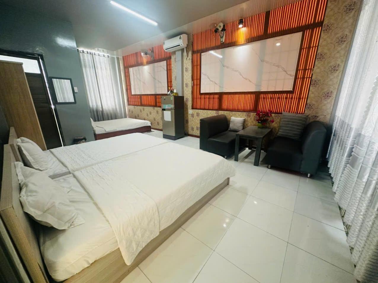 Khach San Nguyen Long Hotel Ap Thap Muoi Exterior photo